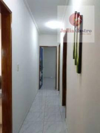 Imagem Casa com 3 Quartos à Venda, 225 m² Imagem Casa com 3 Quartos à Venda, 225 m²