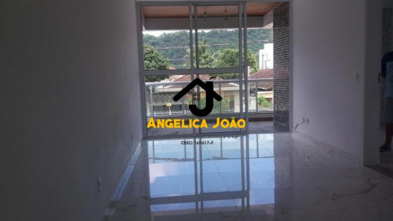 Casa de Condomínio com 3 Quartos à Venda, 210 m² em Vila Sao Jorge - São Vicente