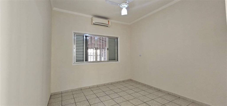 Imagem Casa com 3 Quartos à Venda, 90 m² em Vila Mirim - Praia Grande Imagem Casa com 3 Quartos à Venda, 90 m² em Vila Mirim - Praia Grande