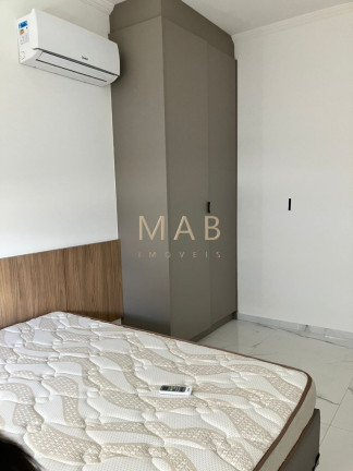 Imagem Imóvel com 2 Quartos à Venda, 77 m² em Ingleses Do Rio Vermelho - Florianópolis