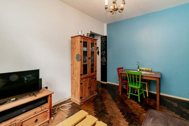 Imagem Apartamento com 1 Quarto à Venda, 42 m² em Centro Histórico - Porto Alegre Imagem Apartamento com 1 Quarto à Venda, 42 m² em Centro Histórico - Porto Alegre