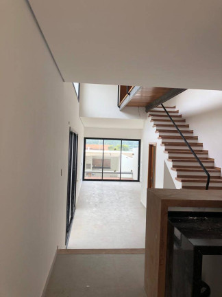 Sobrado com 2 Quartos à Venda, 200 m² em Jardim Dos Pinheiros - Atibaia