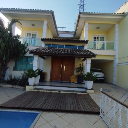 Imagem Casa com 4 Quartos à Venda, 200 m² em Maria Paula - Niterói Imagem Casa com 4 Quartos à Venda, 200 m² em Maria Paula - Niterói