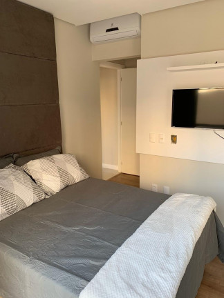 Imagem Imóvel com 4 Quartos à Venda, 116 m² em Centro - Florianópolis Imagem Imóvel com 4 Quartos à Venda, 116 m² em Centro - Florianópolis