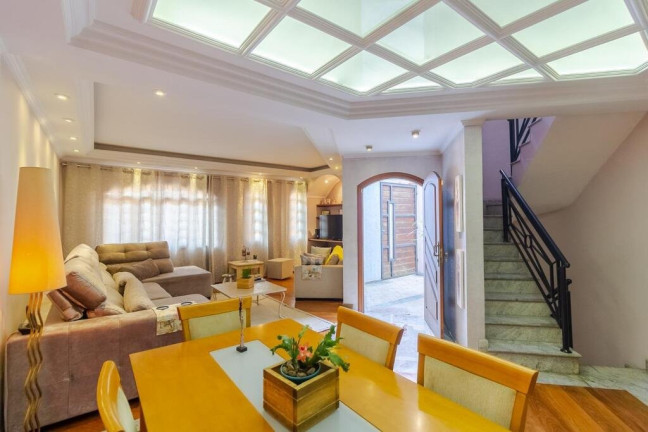 Imagem Casa com 3 Quartos à Venda, 276 m² em Jardim Guairaca - São Paulo