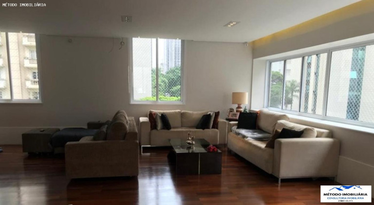 Imagem Apartamento com 3 Quartos à Venda, 240 m² em Jardim Paulista - São Paulo Imagem Apartamento com 3 Quartos à Venda, 240 m² em Jardim Paulista - São Paulo
