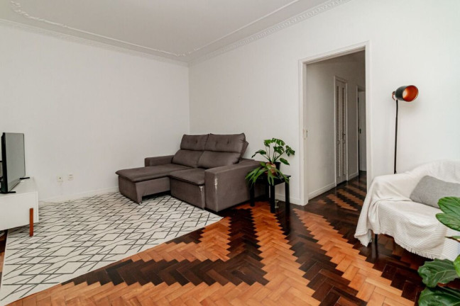 Imagem Apartamento com 3 Quartos à Venda, 97 m² em Moinhos De Vento - Porto Alegre Imagem Apartamento com 3 Quartos à Venda, 97 m² em Moinhos De Vento - Porto Alegre