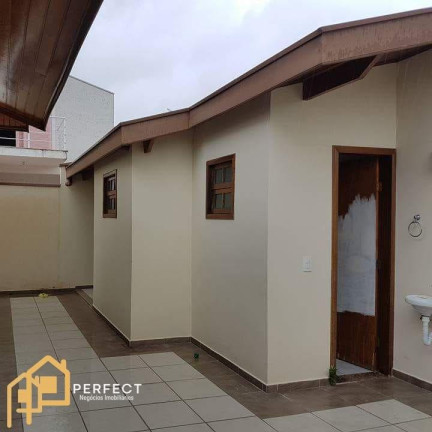 Imagem Casa com 4 Quartos para Alugar, 200 m² em Independência - Taubaté Imagem Casa com 4 Quartos para Alugar, 200 m² em Independência - Taubaté