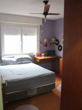 Imagem Casa com 3 Quartos à Venda, 146 m² em Jardim Itu - Porto Alegre