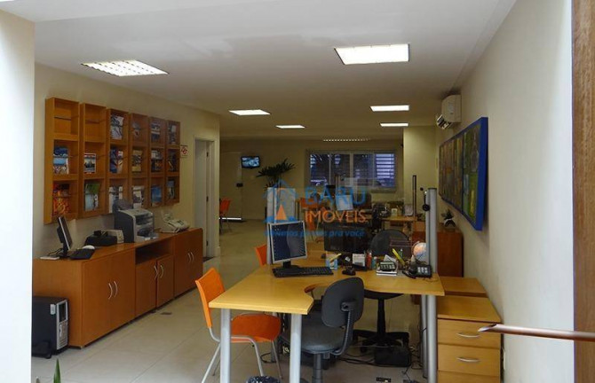 Imagem Sobrado com 3 Quartos à Venda, 350 m² em Perdizes - São Paulo Imagem Sobrado com 3 Quartos à Venda, 350 m² em Perdizes - São Paulo