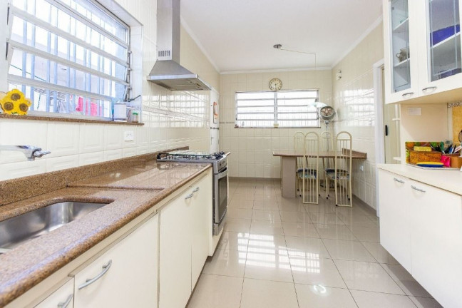 Imagem Sobrado com 3 Quartos à Venda, em Indianópolis - São Paulo Imagem Sobrado com 3 Quartos à Venda, em Indianópolis - São Paulo