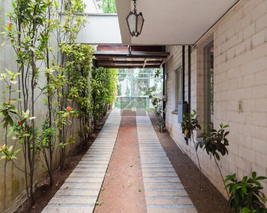 Imagem Casa com 4 Quartos para Alugar, 438 m² em Granja Julieta - São Paulo