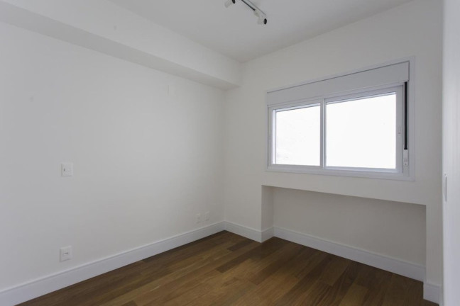 Imagem Apartamento com 1 Quarto à Venda, em Moema - São Paulo Imagem Apartamento com 1 Quarto à Venda, em Moema - São Paulo
