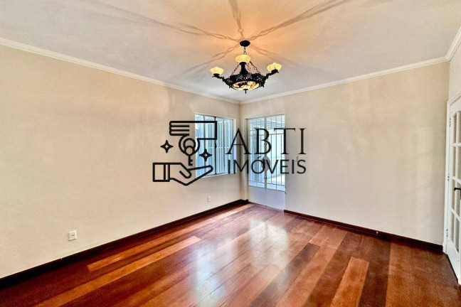 Imagem Casa com 4 Quartos à Venda, 343 m² em Jardim Paulista - São Paulo Imagem Casa com 4 Quartos à Venda, 343 m² em Jardim Paulista - São Paulo
