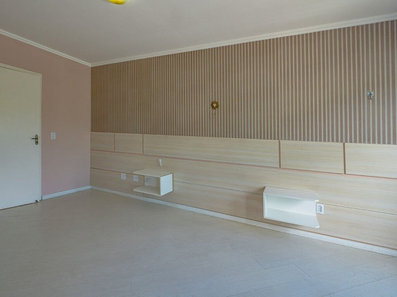 Imagem Casa com 3 Quartos à Venda, em Sarandi - Porto Alegre Imagem Casa com 3 Quartos à Venda, em Sarandi - Porto Alegre
