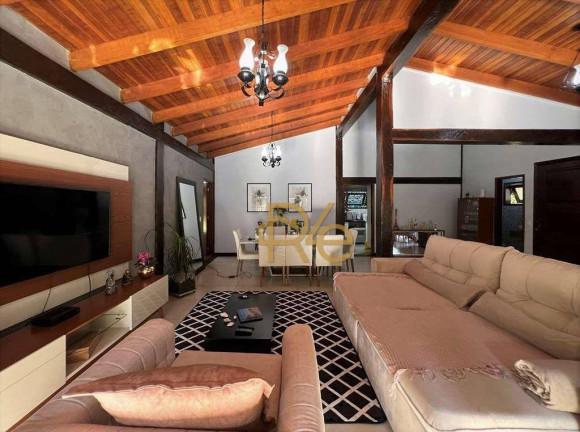 Imagem Casa com 4 Quartos à Venda, 320 m² em Chácara Dos Lagos - Carapicuíba