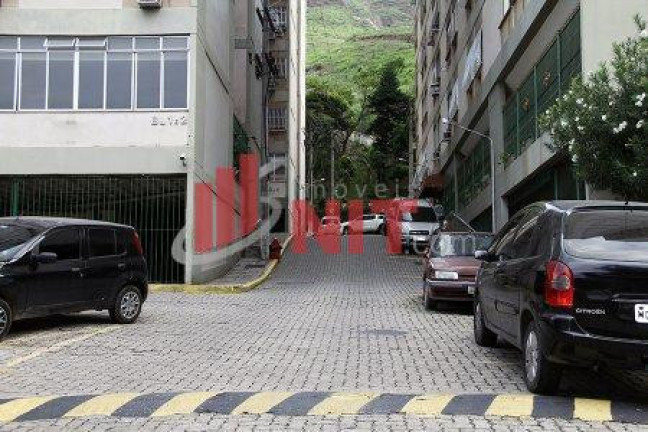 Apartamento com 2 Quartos à Venda,  em Santa Rosa - Niterói