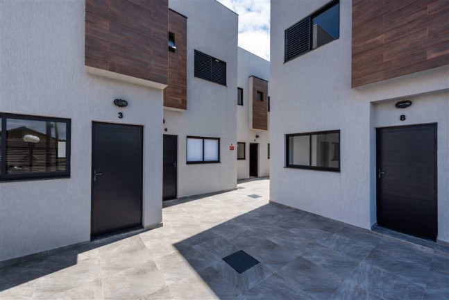 Imagem Casa de Condomínio com 2 Quartos à Venda, 98 m² em Vila Anhanguera - Mongagua
