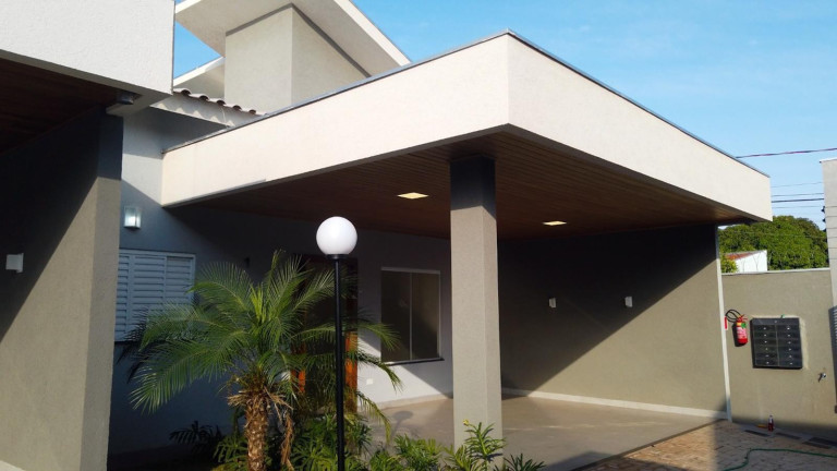 Imagem Casa de Condomínio com 2 Quartos à Venda, 80 m² em Vila Carlota - Campo Grande
