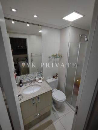 Imagem Apartamento com 3 Quartos à Venda, 134 m² em Vila Anastácio - São Paulo