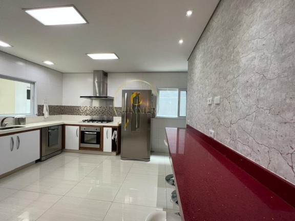 Imagem Casa com 3 Quartos à Venda, 320 m² em Jardim Das Cerejeiras - Arujá Imagem Casa com 3 Quartos à Venda, 320 m² em Jardim Das Cerejeiras - Arujá