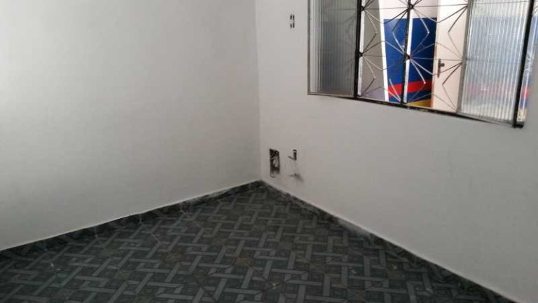 Imagem Imóvel com 3 Quartos à Venda, 170 m² em Paciência - Rio De Janeiro Imagem Imóvel com 3 Quartos à Venda, 170 m² em Paciência - Rio De Janeiro