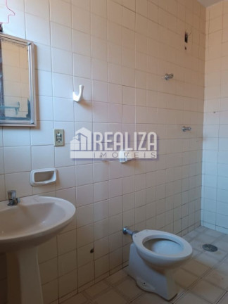 Imagem Casa com 3 Quartos à Venda, 300 m² em Vila Alvorada - Uberaba Imagem Casa com 3 Quartos à Venda, 300 m² em Vila Alvorada - Uberaba