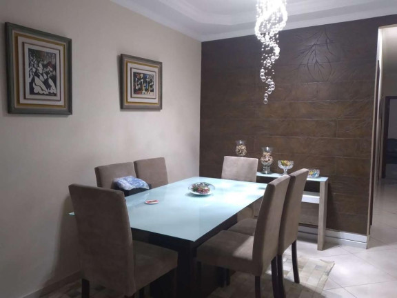Imagem Casa com 3 Quartos à Venda, 300 m² em Vila Valqueire - Rio De Janeiro