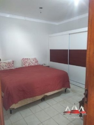 Imagem Casa com 4 Quartos à Venda, 360 m² em Santa Cruz - Cuiabá Imagem Casa com 4 Quartos à Venda, 360 m² em Santa Cruz - Cuiabá