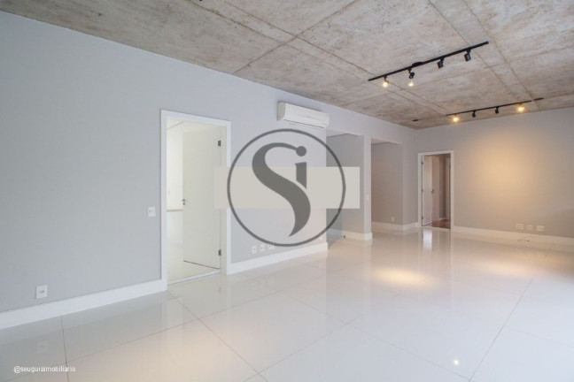Imagem Apartamento com 3 Quartos à Venda, 151 m² em Itaim Bibi - São Paulo