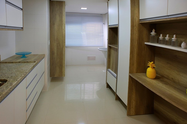 Imagem Imóvel com 2 Quartos à Venda,  em Passo Da Areia - Porto Alegre