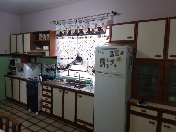 Imagem Casa com 3 Quartos à Venda, em Centro - Santa Maria Imagem Casa com 3 Quartos à Venda, em Centro - Santa Maria