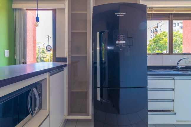 Imagem Apartamento com 2 Quartos à Venda, 82 m² em Passo Da Areia - Porto Alegre