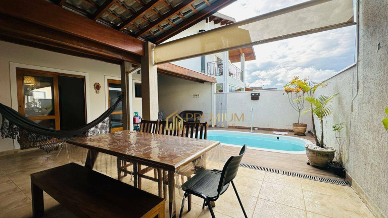 Imagem Imóvel com 4 Quartos à Venda, 230 m² em Loteamento Villa Branca - Jacareí