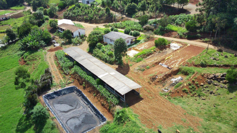 Imagem Terreno à Venda, 101.000 m² em Rodovia - Arabuta Imagem Terreno à Venda, 101.000 m² em Rodovia - Arabuta