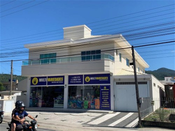 Imagem Casa com 3 Quartos à Venda, 387 m² em Cedros - Camboriú Imagem Casa com 3 Quartos à Venda, 387 m² em Cedros - Camboriú