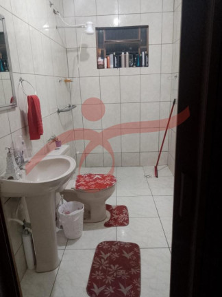 Imagem Casa com 3 Quartos à Venda, 250 m² em Vila São José - Taubaté Imagem Casa com 3 Quartos à Venda, 250 m² em Vila São José - Taubaté