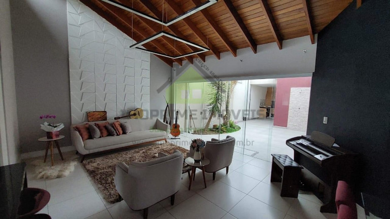 Imagem Casa com 3 Quartos à Venda, 250 m² em Loteamento Villa Branca - Jacareí Imagem Casa com 3 Quartos à Venda, 250 m² em Loteamento Villa Branca - Jacareí