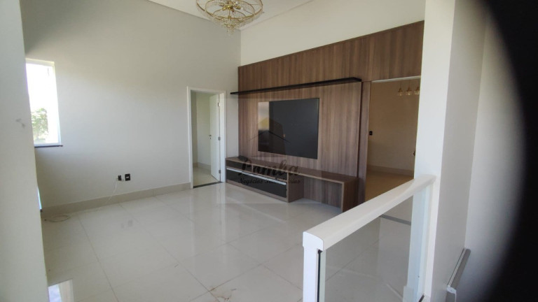 Imagem Casa com 5 Quartos à Venda, 382 m² em Jardim Itália - Cuiabá Imagem Casa com 5 Quartos à Venda, 382 m² em Jardim Itália - Cuiabá