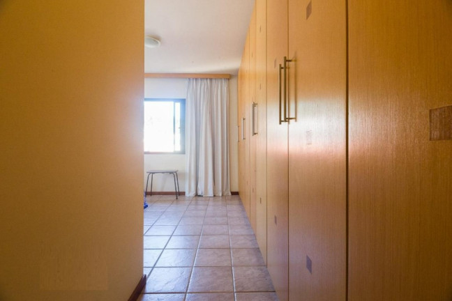 Imagem Casa com 5 Quartos à Venda, 330 m² em Itacorubi - Florianópolis