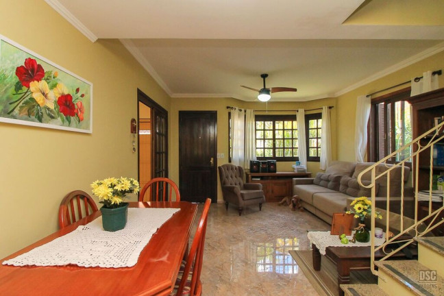 Imagem Casa com 3 Quartos à Venda, 150 m² em Guarujá - Porto Alegre Imagem Casa com 3 Quartos à Venda, 150 m² em Guarujá - Porto Alegre
