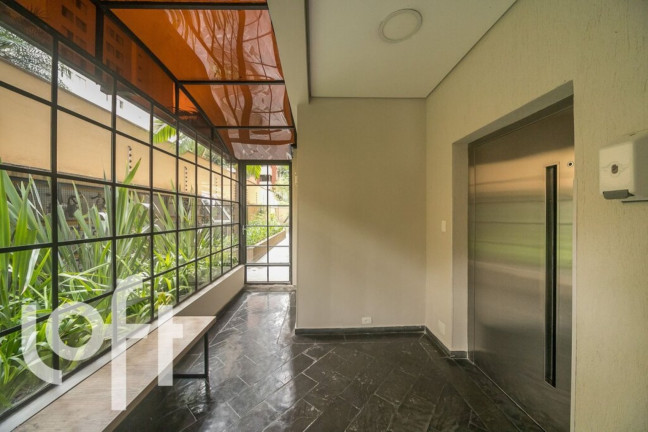 Imagem Imóvel com 2 Quartos à Venda, 55 m² em Moema - São Paulo Imagem Imóvel com 2 Quartos à Venda, 55 m² em Moema - São Paulo