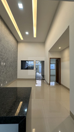 Imagem Casa com 3 Quartos à Venda, 117 m² em Setor Garavelo - Goiânia Imagem Casa com 3 Quartos à Venda, 117 m² em Setor Garavelo - Goiânia