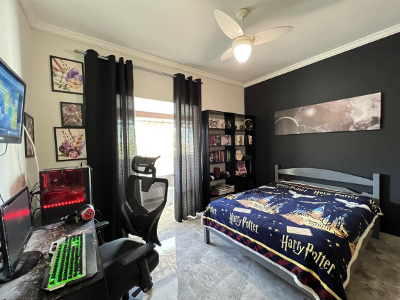 Imagem Casa com 4 Quartos à Venda, 300 m² em Cabral - Contagem