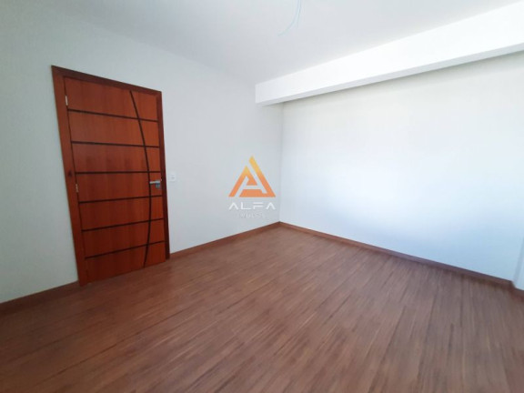 Imagem Casa com 3 Quartos à Venda, 205 m² Imagem Casa com 3 Quartos à Venda, 205 m²