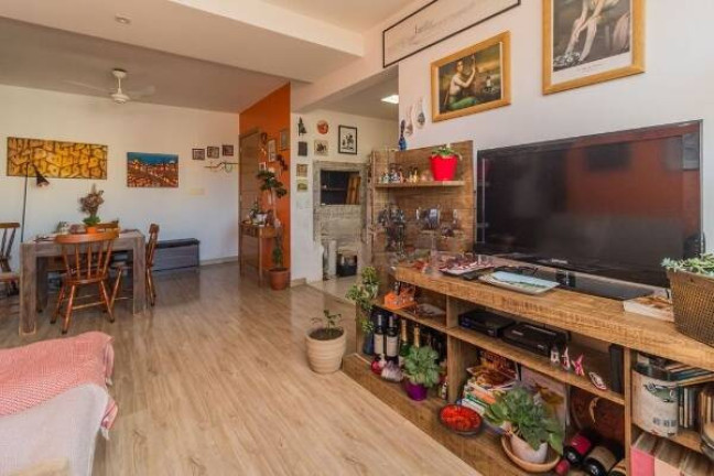 Imagem Apartamento com 3 Quartos à Venda, 81 m² em Porto Alegre Imagem Apartamento com 3 Quartos à Venda, 81 m² em Porto Alegre