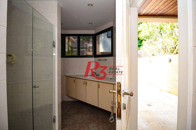 Imagem Sobrado com 3 Quartos para Alugar, 240 m² em Gonzaga - Santos Imagem Sobrado com 3 Quartos para Alugar, 240 m² em Gonzaga - Santos