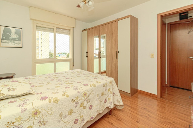 Imagem Imóvel com 2 Quartos à Venda, 74 m² em Passo Da Areia - Porto Alegre Imagem Imóvel com 2 Quartos à Venda, 74 m² em Passo Da Areia - Porto Alegre