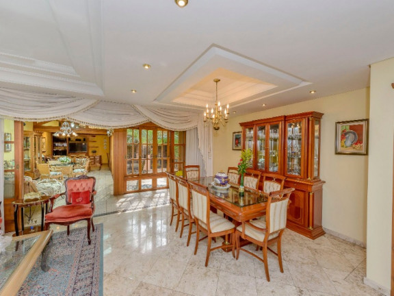 Imagem Casa com 4 Quartos à Venda, 450 m² em Chácara Das Pedras - Porto Alegre Imagem Casa com 4 Quartos à Venda, 450 m² em Chácara Das Pedras - Porto Alegre