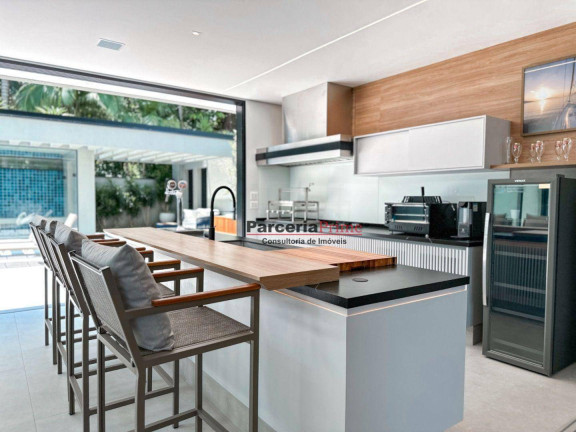 Imagem Casa com 6 Quartos à Venda, 555 m² em Riviera Módulo 17 - Bertioga Imagem Casa com 6 Quartos à Venda, 555 m² em Riviera Módulo 17 - Bertioga